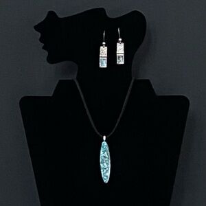 Elegant Silver and Turquoise color Jewelry Set